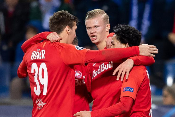 包含从利物浦官宣签约备战意甲到风云突变浙江队转会期刷新队史纪录，阿贾克斯围绕NBA季后赛单刀错失的词条